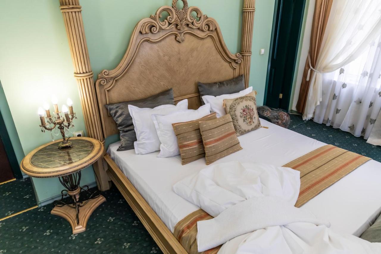 Charlino Plaza Hotel Ruse Luaran gambar